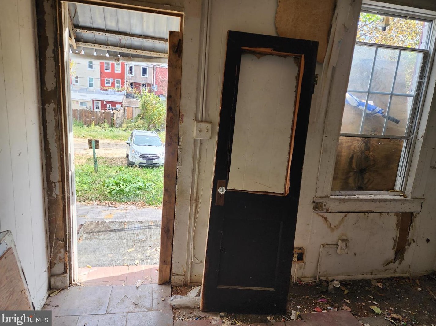 322 Bruce St, Baltimore, MD 21223-1616