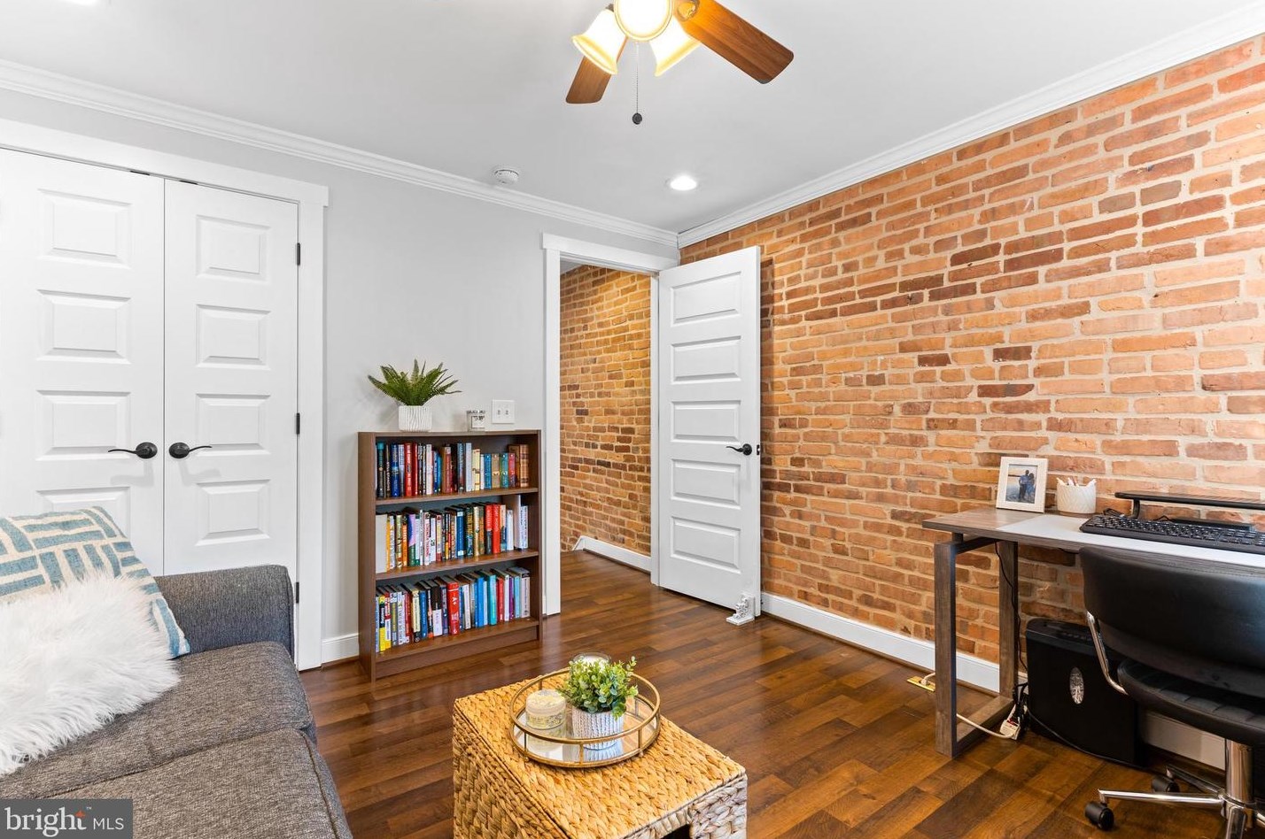 2907 Dillon St, Baltimore MD  21224-4833 exterior