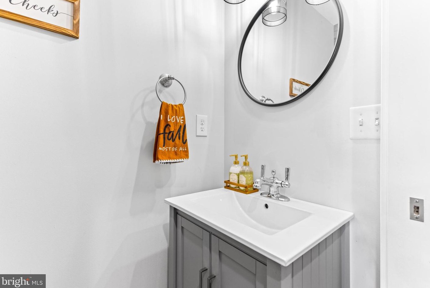 2907 Dillon St, Baltimore MD  21224-4833 exterior