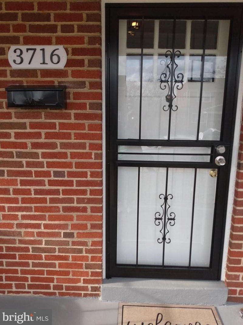 3716 Bartwood Rd, Baltimore, MD 21215-2710