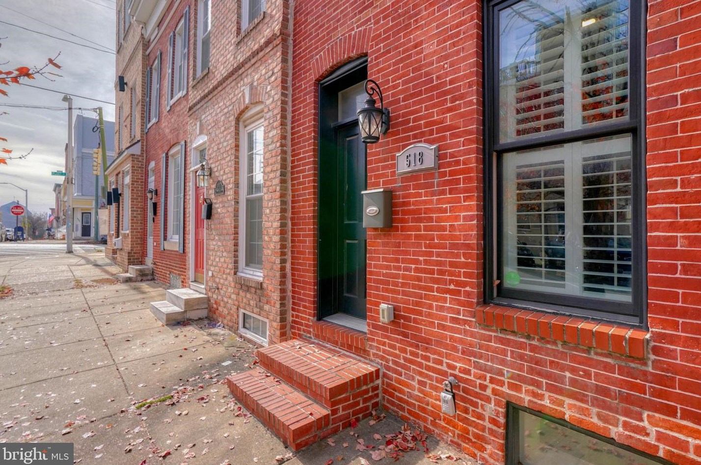 518 Clinton St, Baltimore MD  21205-2811 exterior