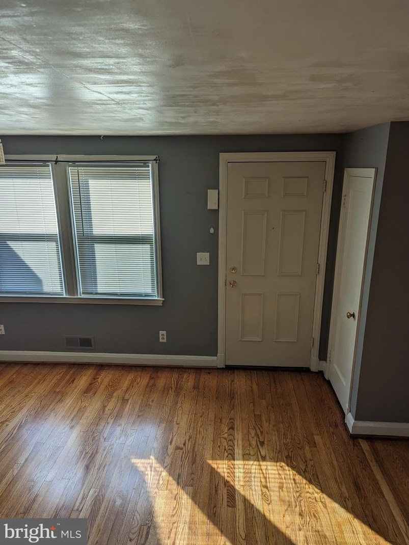 3938 Kenyon Ave, Baltimore MD  21213-2122 exterior