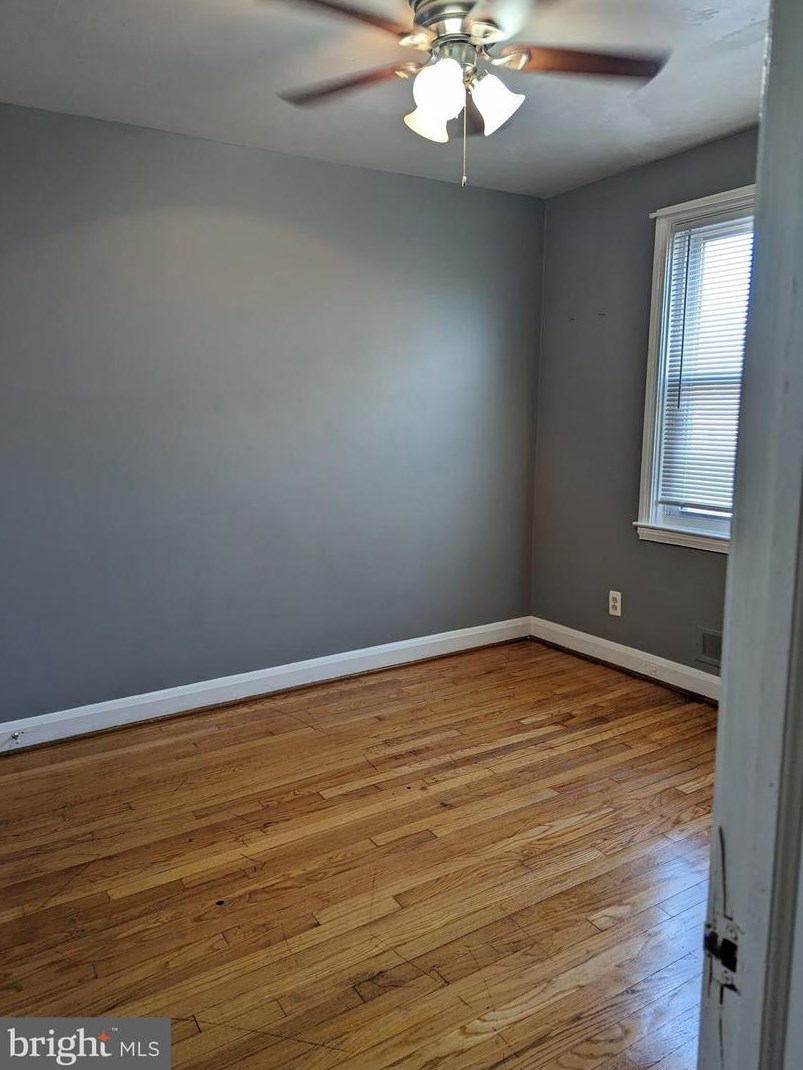 3938 Kenyon Ave, Baltimore MD  21213-2122 exterior