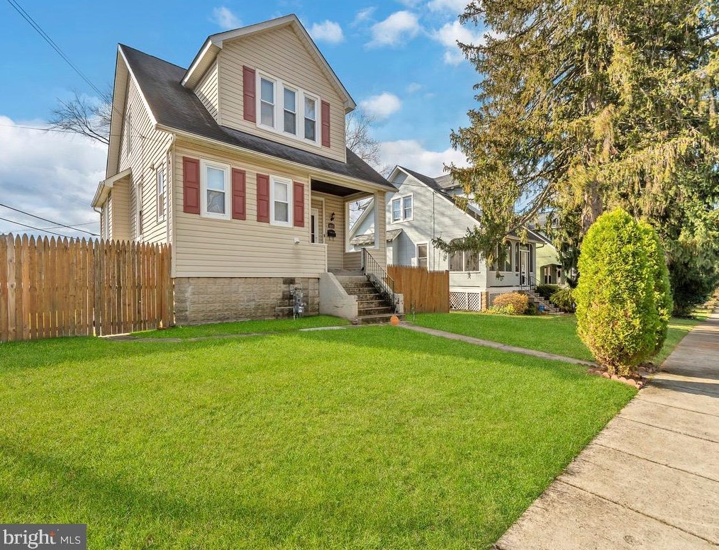 4609 Bayonne Ave, Baltimore, MD 21206-2811