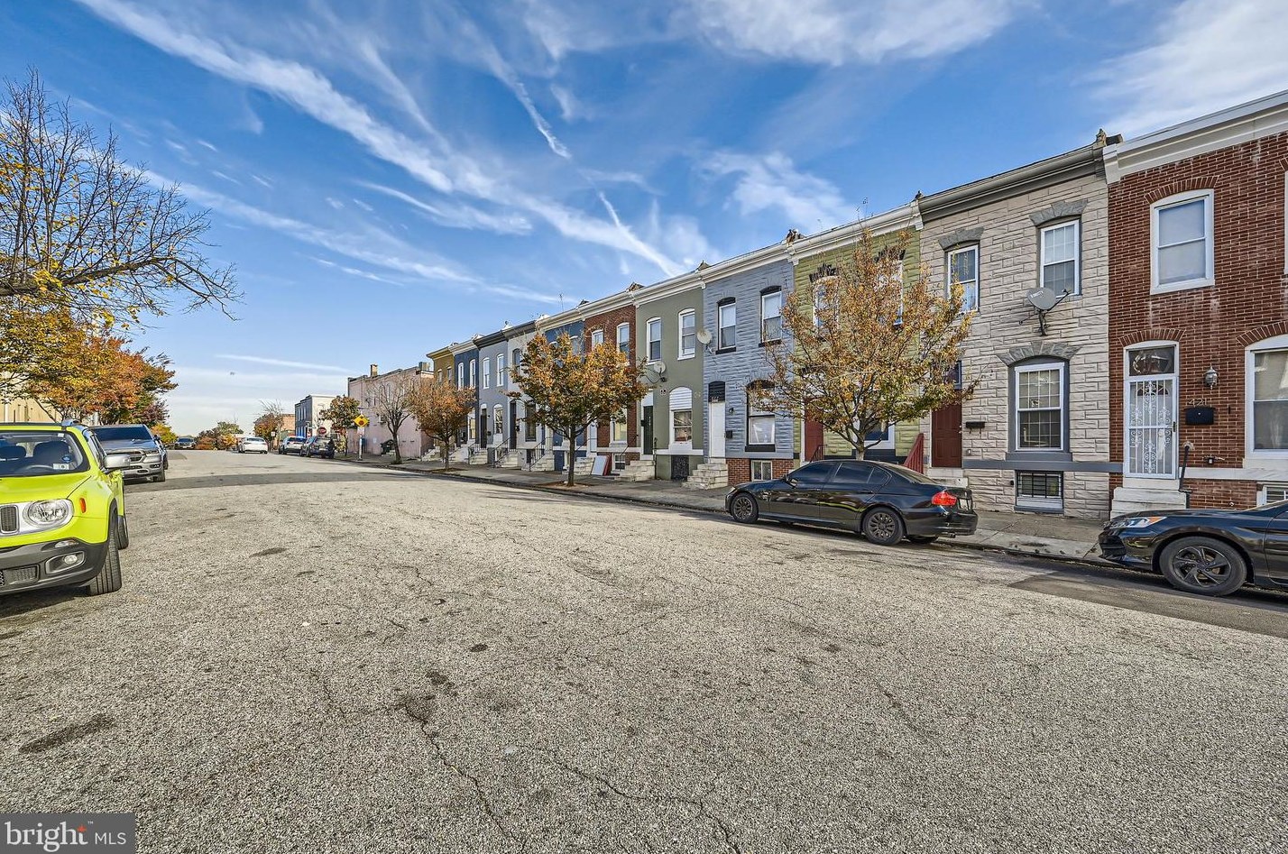 423 Montford Ave, Baltimore MD  21224-1018 exterior