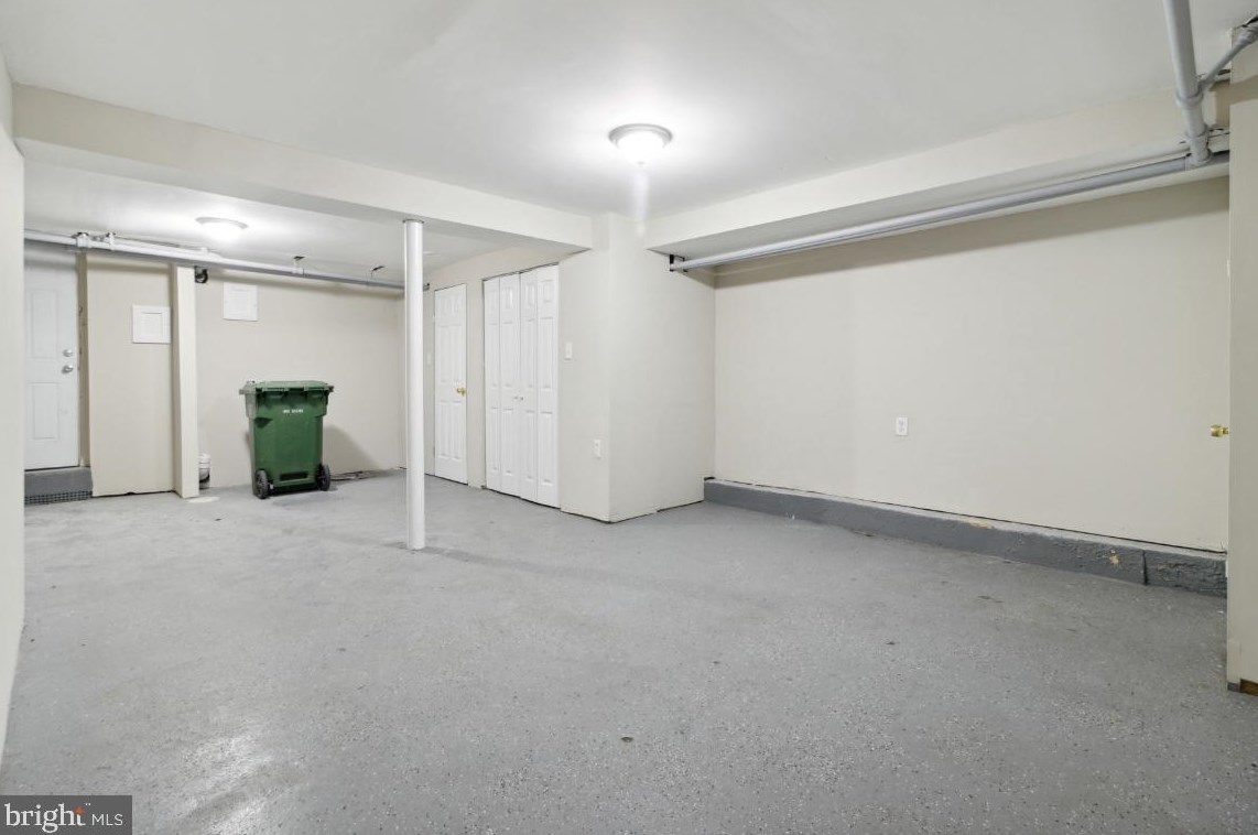 3803 Brooklyn Ave, Baltimore MD 21225-2118 exterior