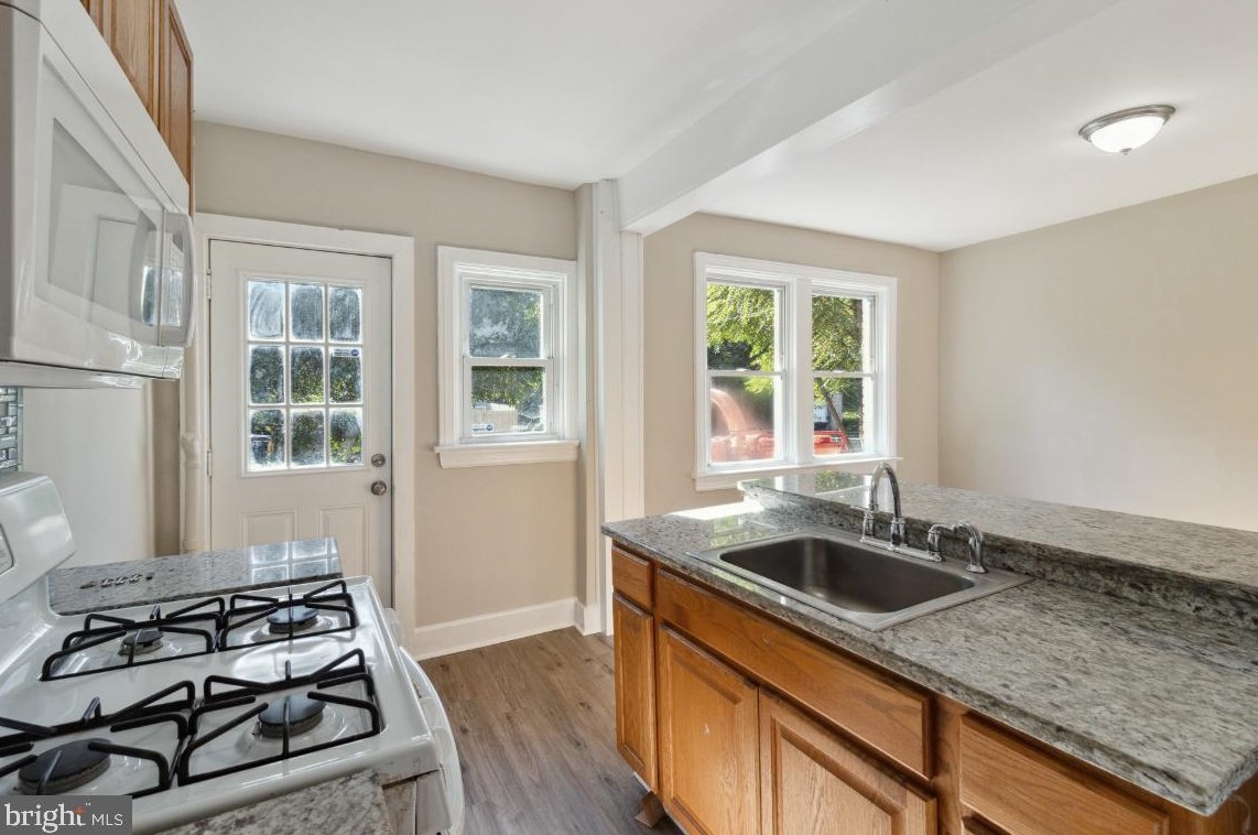 3803 Brooklyn Ave, Baltimore MD 21225-2118 exterior