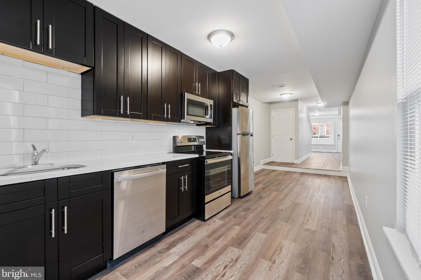 1135 Washington Blvd, Baltimore MD  21230-1824 exterior