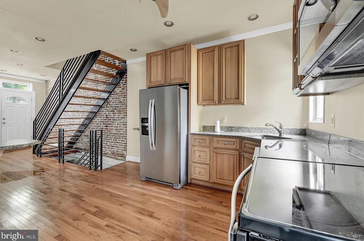 410 Chester St, Baltimore MD  21231-1303 exterior