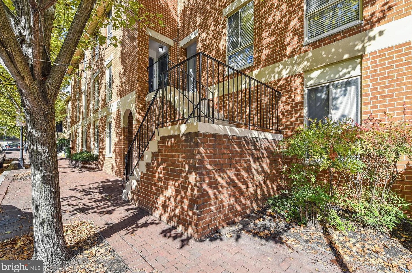 112 W Barre St #r 44, Baltimore, MD 21201
