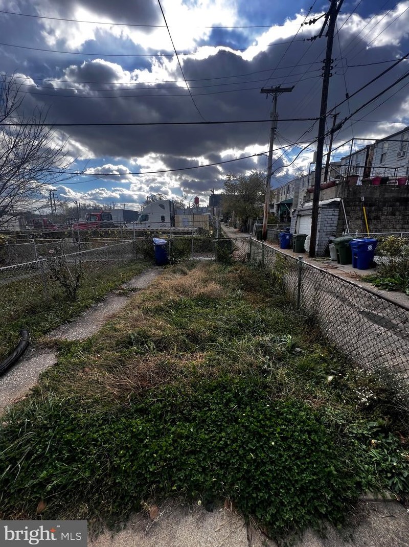 2211 Lafayette Ave, Baltimore MD  21216-4814 exterior