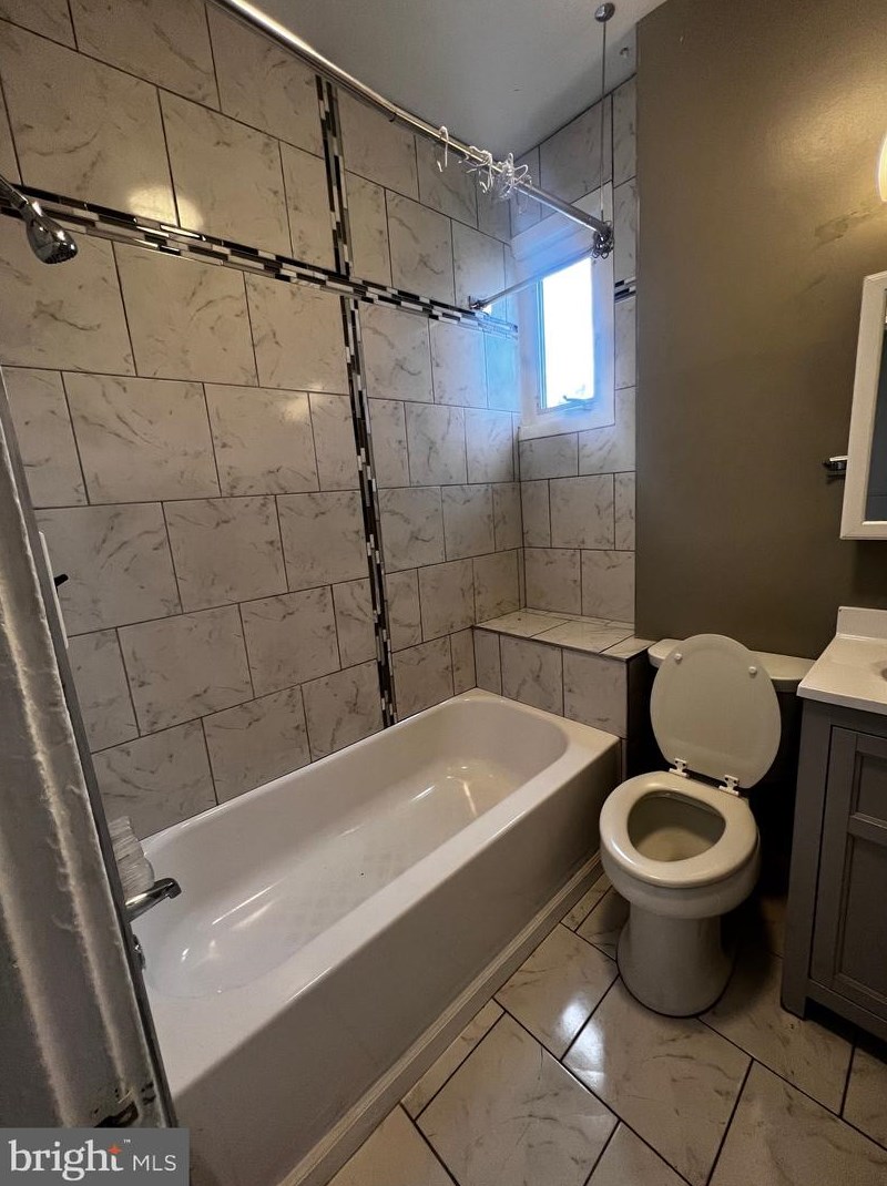 2211 Lafayette Ave, Baltimore MD  21216-4814 exterior