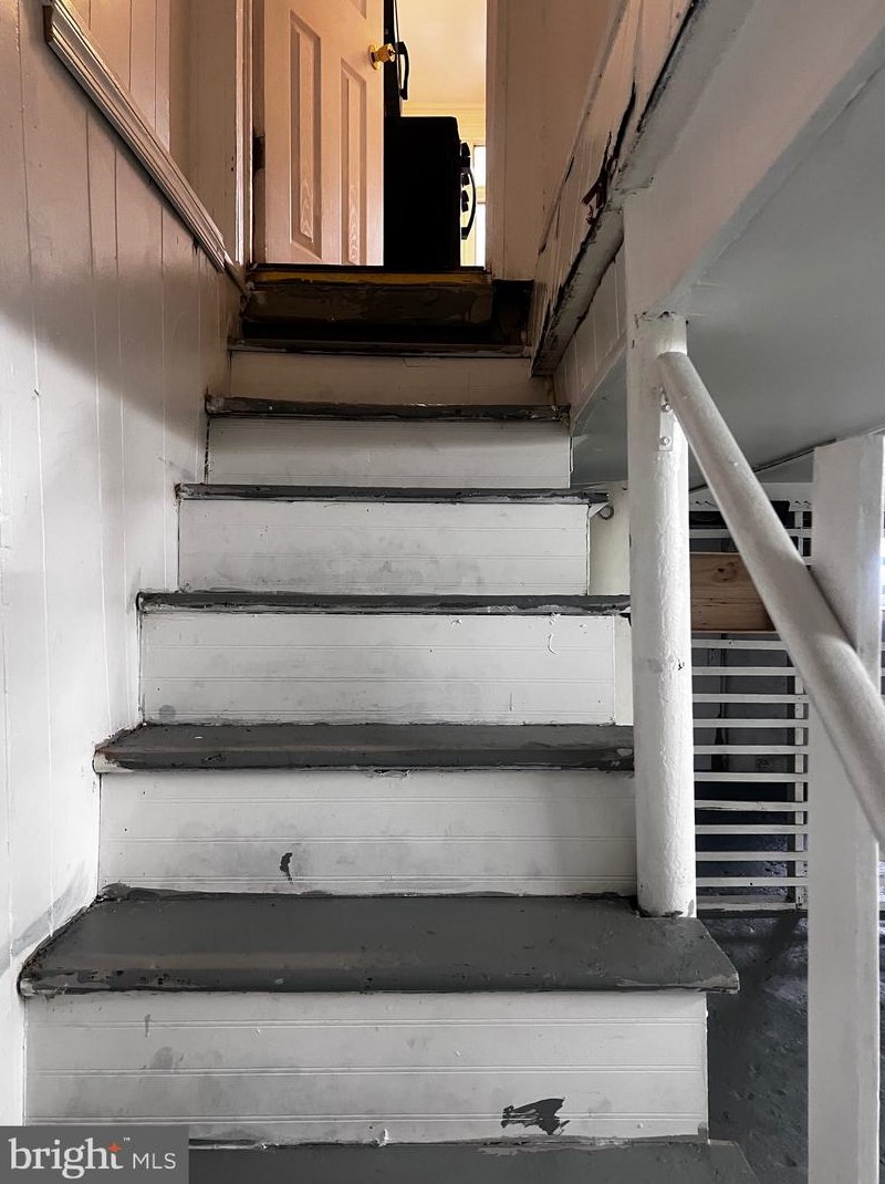 2211 Lafayette Ave, Baltimore MD  21216-4814 exterior