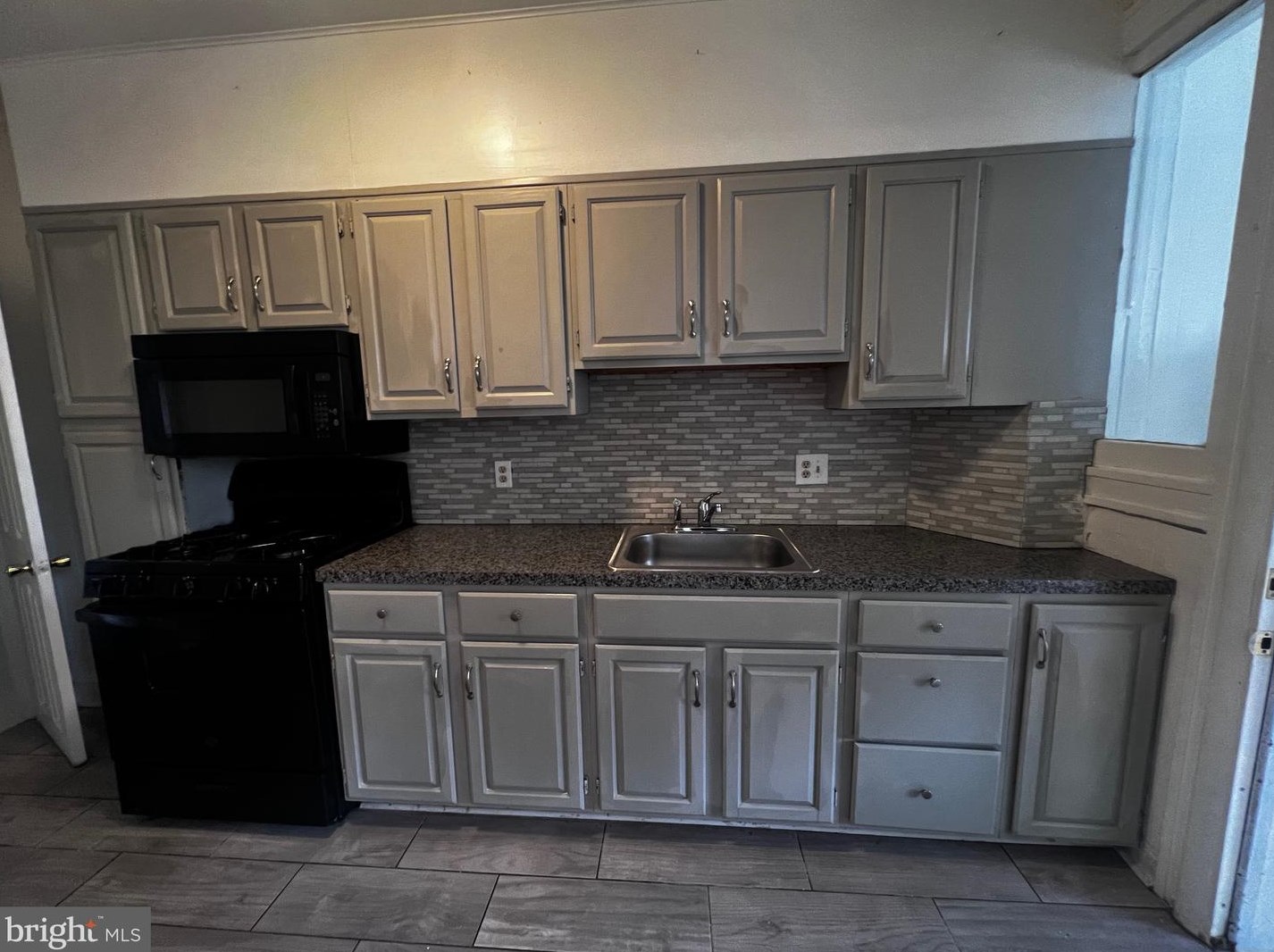 2211 Lafayette Ave, Baltimore MD  21216-4814 exterior