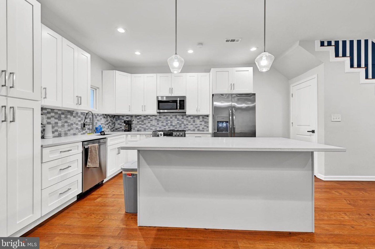 430 Rosecroft Ter, Baltimore MD  21229-4136 exterior