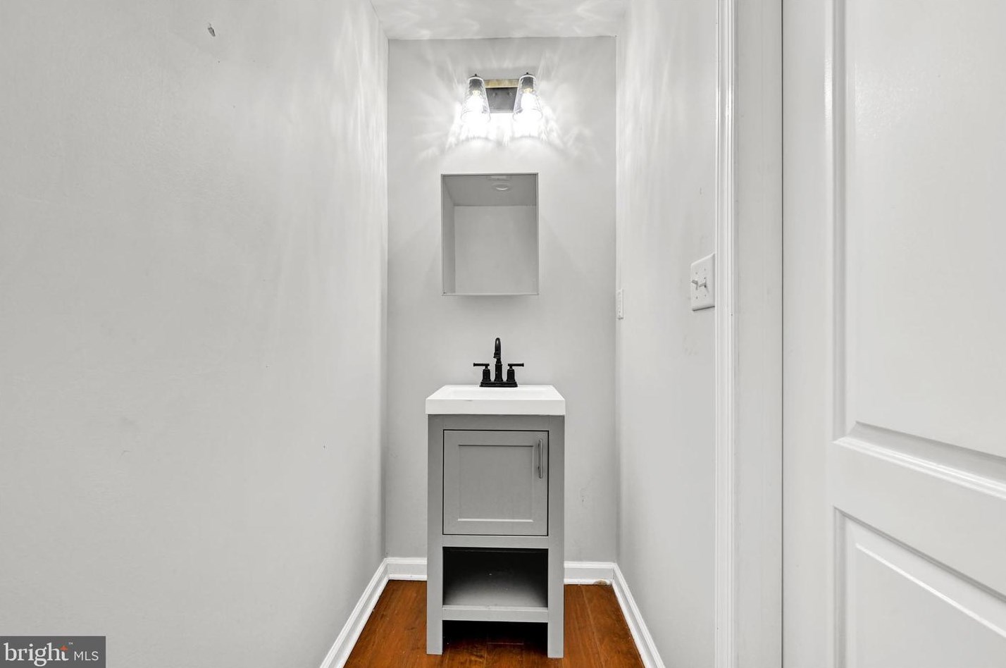 430 Rosecroft Ter, Baltimore MD  21229-4136 exterior