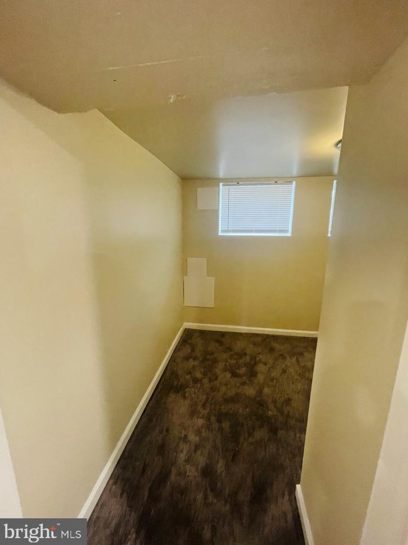 800 33rd St, Baltimore MD  21211-2707 exterior