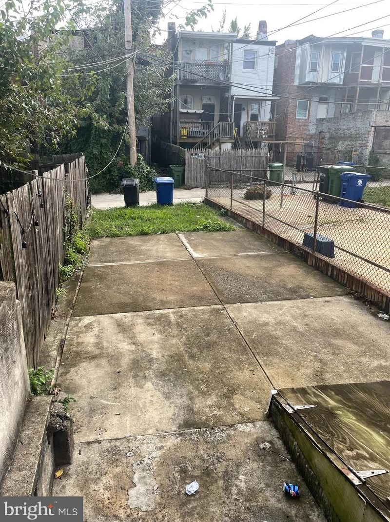 1909 Homewood Ave, Baltimore, MD 21218-6146