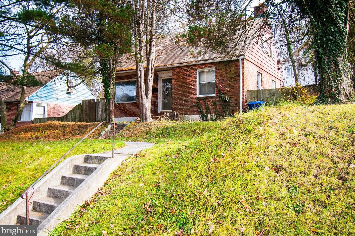 2713 Talbot Rd, Baltimore, MD 21216-1625