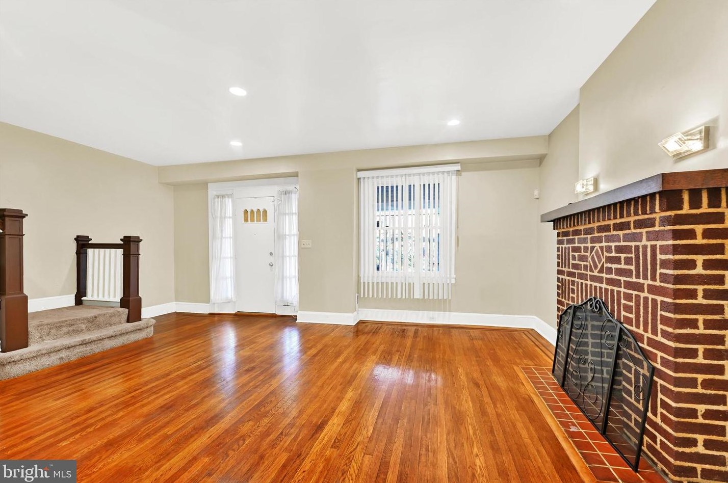 3317 Gwynns Falls Pkwy, Baltimore MD  21216-2313 exterior