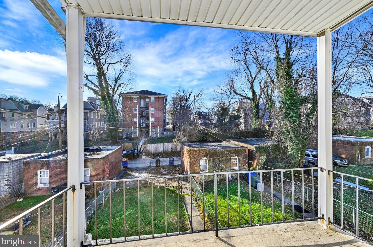 3317 Gwynns Falls Pkwy, Baltimore MD  21216-2313 exterior