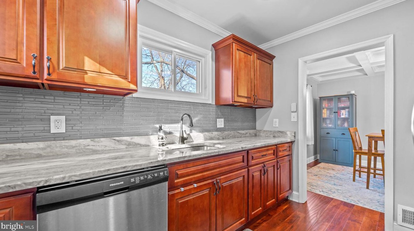 6302 Tramore Rd, Baltimore MD  21214-1143 exterior
