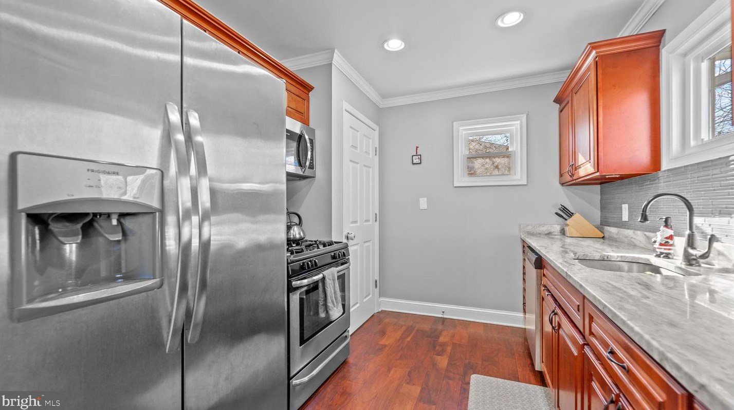 6302 Tramore Rd, Baltimore MD  21214-1143 exterior