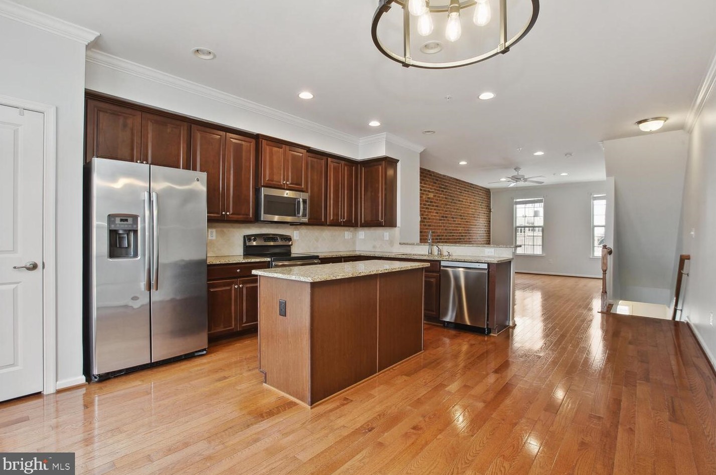 807 Macon St, Baltimore MD  21224 exterior