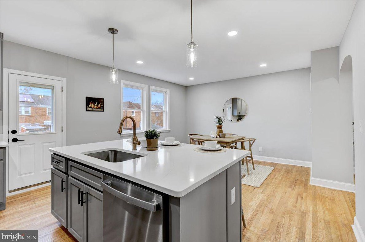 1529 Northgate Rd, Baltimore MD  21218-1619 exterior