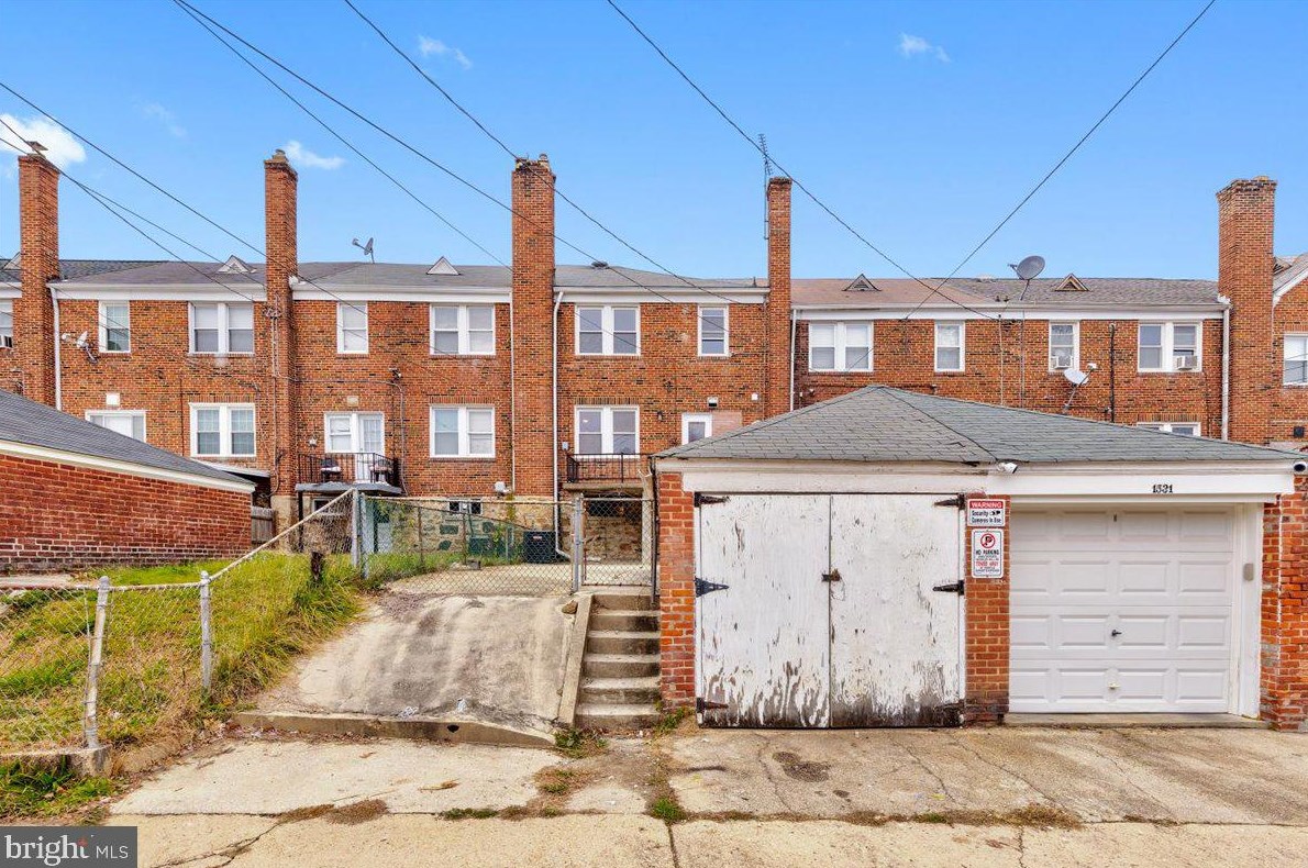 1529 Northgate Rd, Baltimore MD  21218-1619 exterior