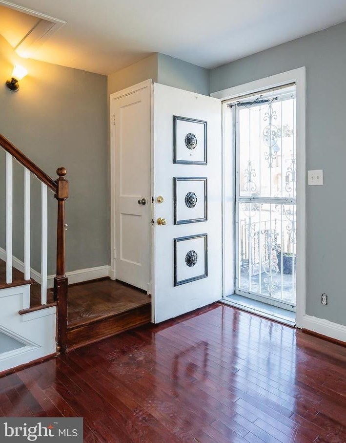 1311 Pentwood Rd, Baltimore, MD 21239-3930