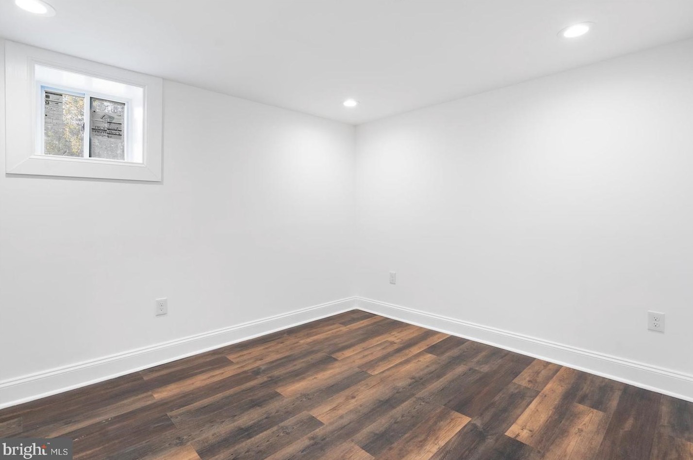 1017 Woodington Rd, Baltimore MD  21229-1839 exterior