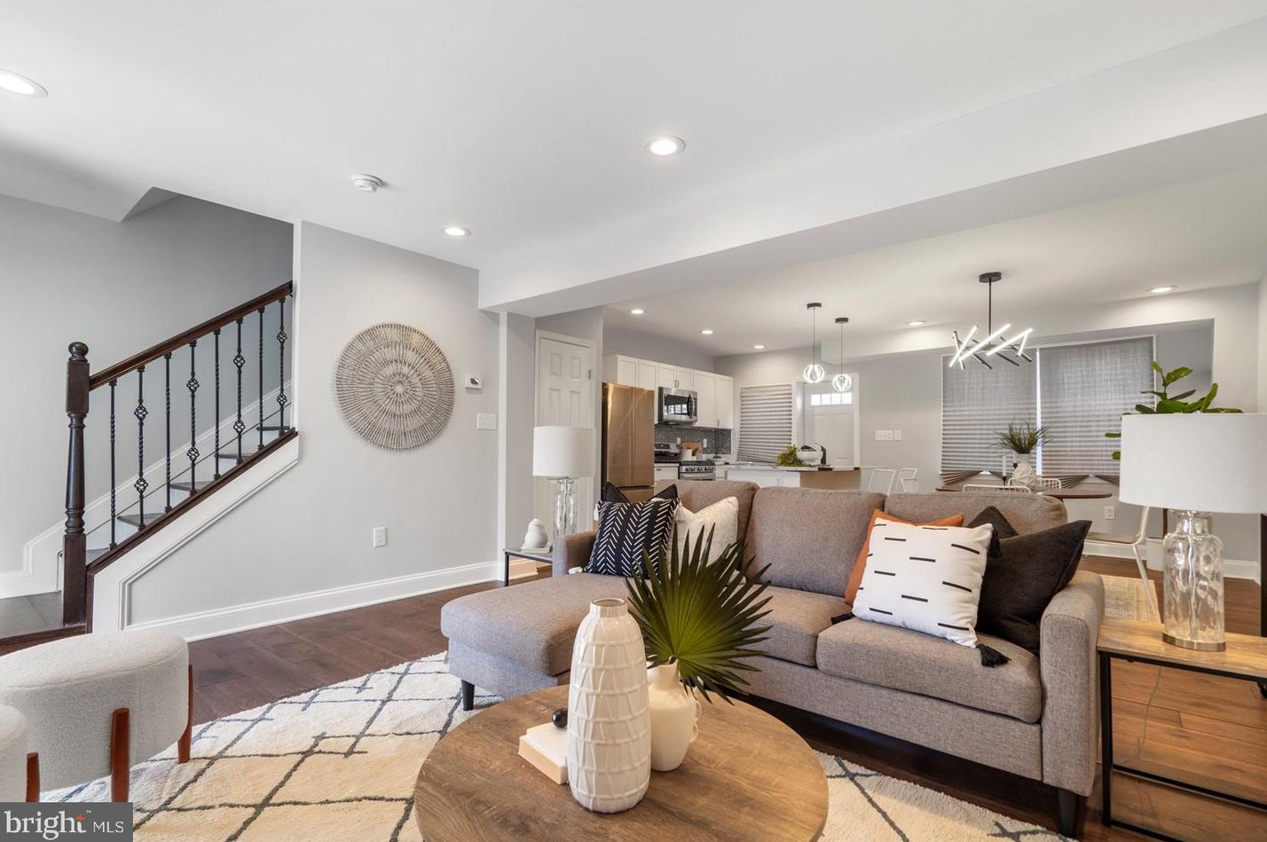 1017 Woodington Rd, Baltimore MD  21229-1839 exterior