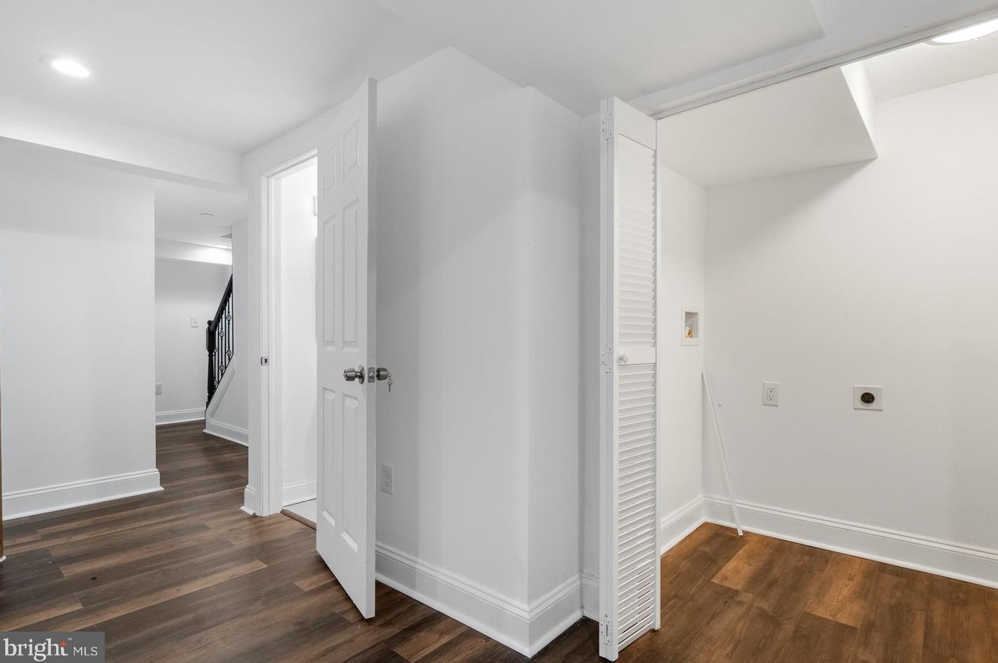 1017 Woodington Rd, Baltimore MD  21229-1839 exterior