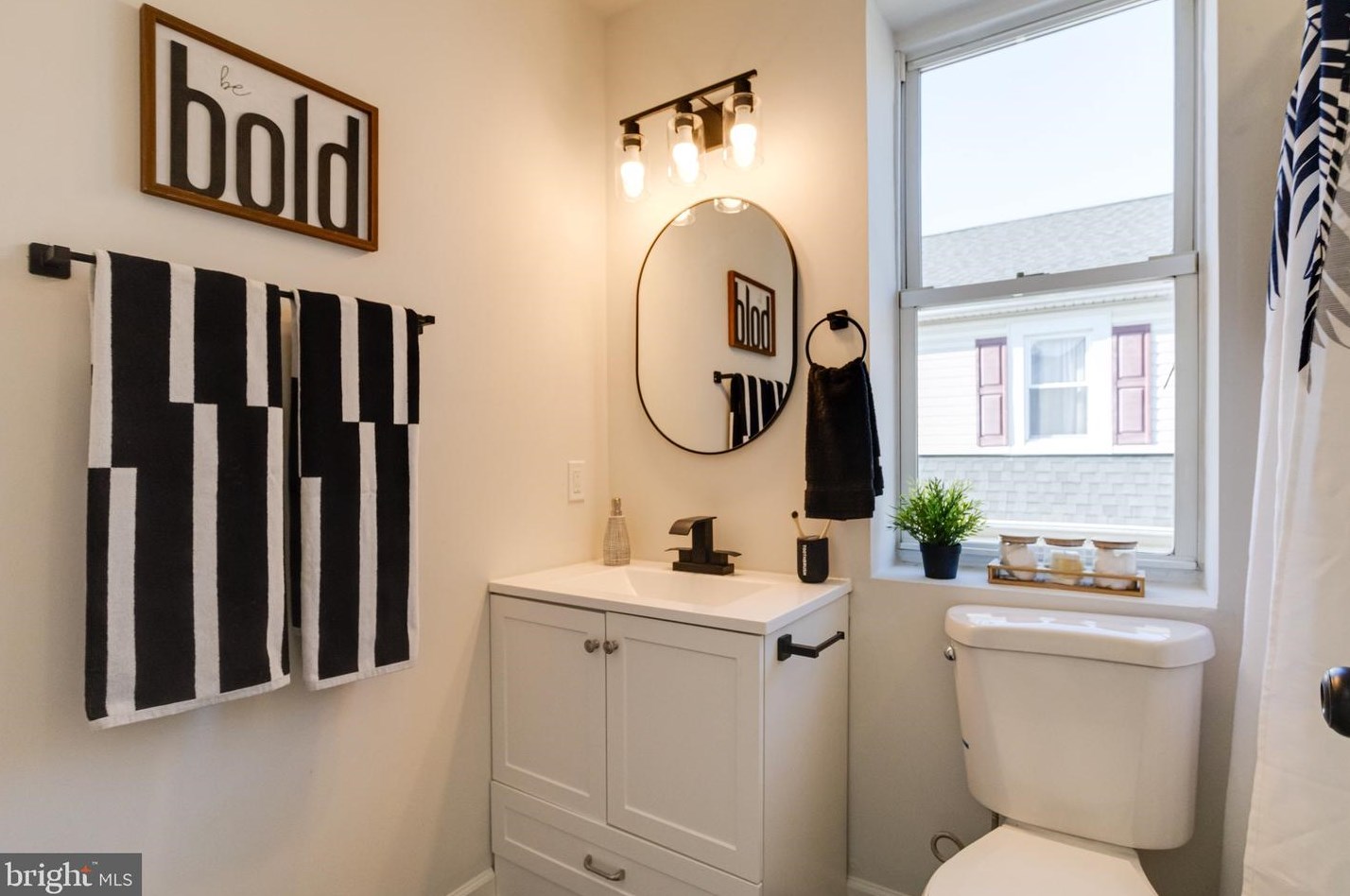 3207 Bayonne Ave, Baltimore MD  21214-2326 exterior