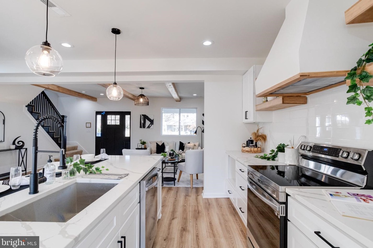 3207 Bayonne Ave, Baltimore MD  21214-2326 exterior