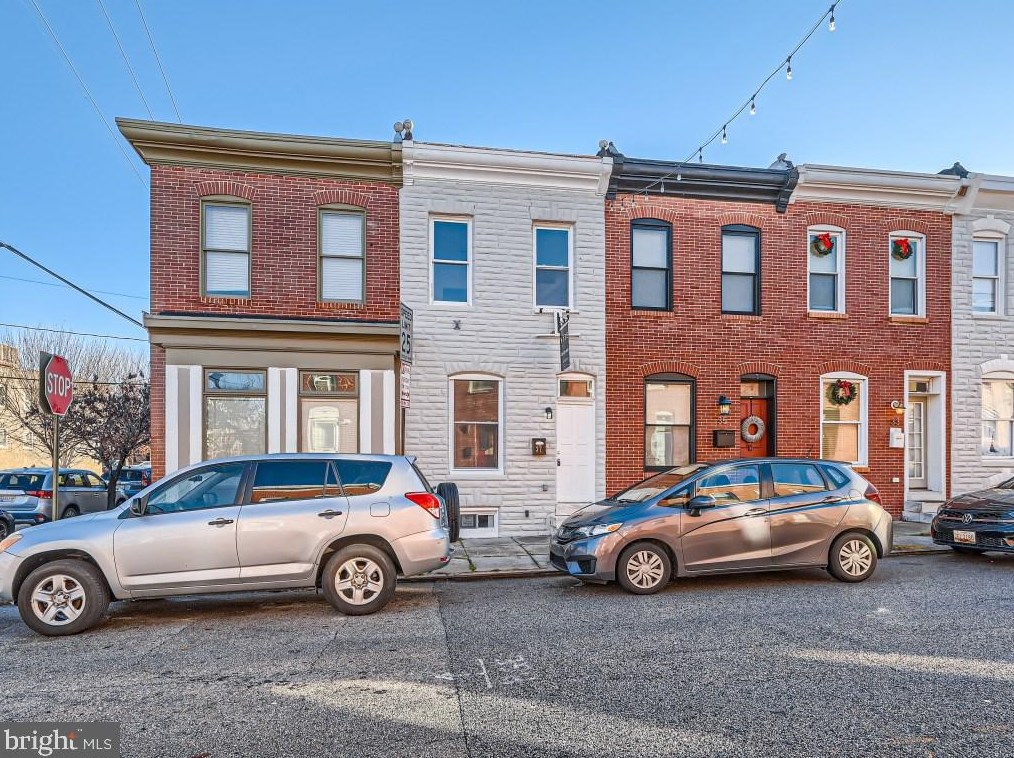 37 Curley St, Baltimore, MD 21224-1330