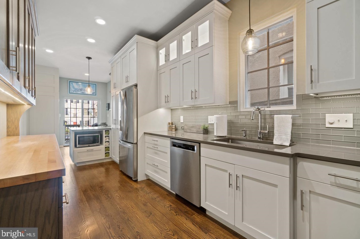 138 W Ostend St, Baltimore, MD 21230