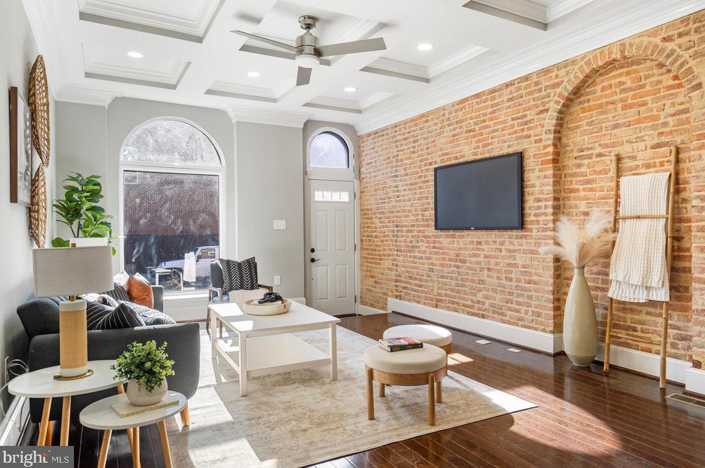 118 Fort Ave, Baltimore MD  21230-4513 exterior