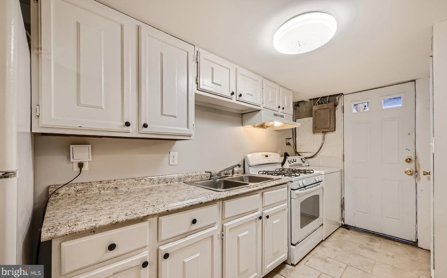 2129 Parksley Ave #b, Baltimore, MD 21230