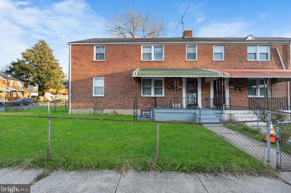 4201 Newbern Ave, Baltimore, MD 21215-4318