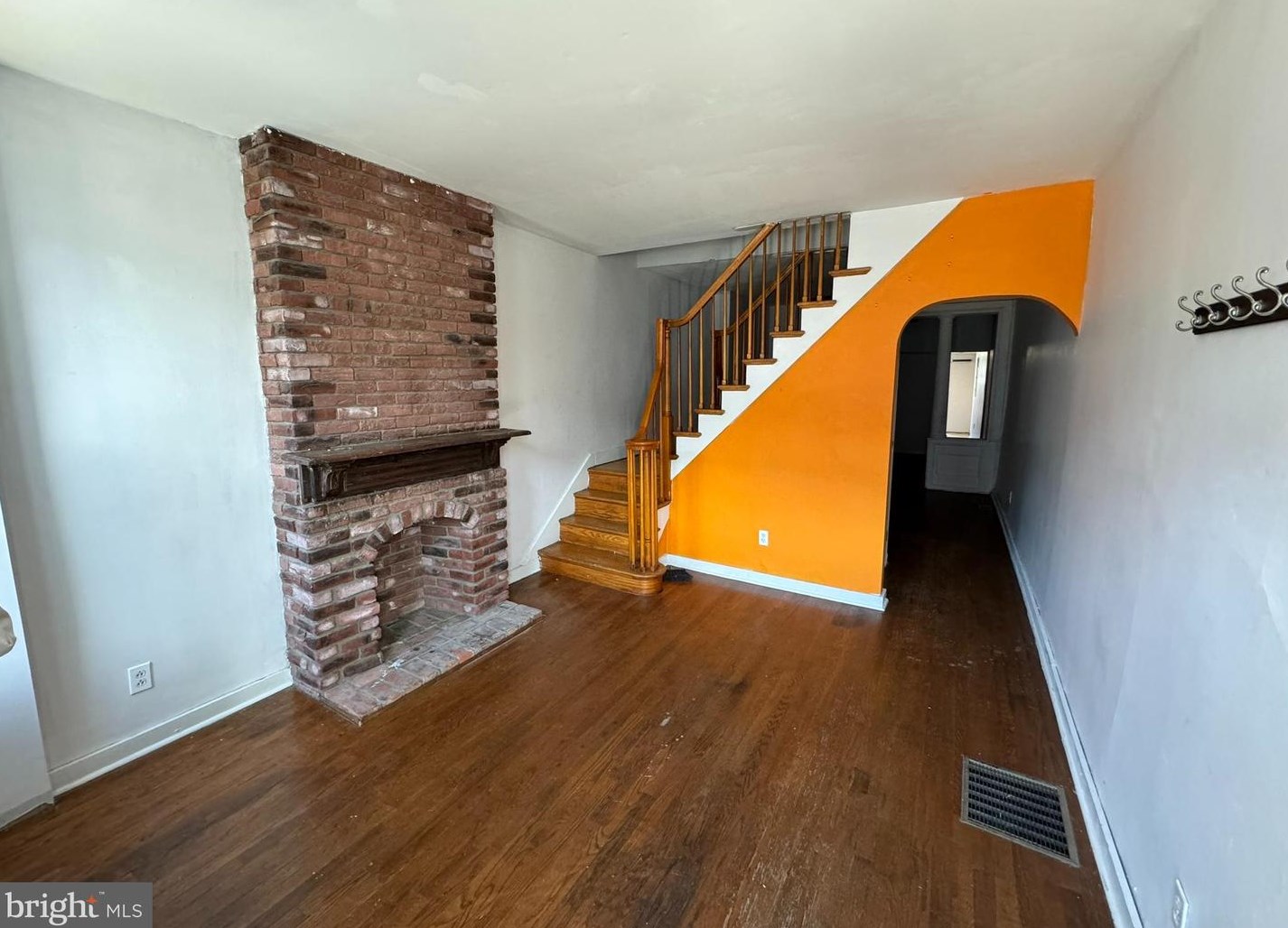 1734 S Hanover Street S, Baltimore, MD 21230