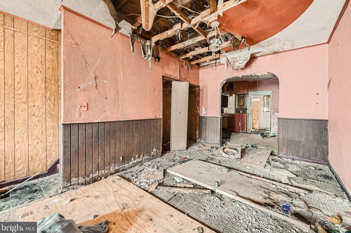 2140 Wilkens Ave, Baltimore MD  21223-3336 exterior