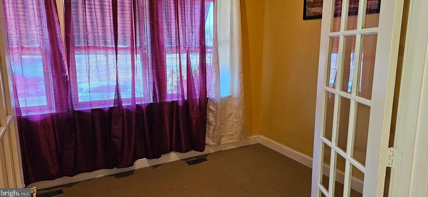 1607 Dundalk Ave, Baltimore MD  21222-1034 exterior