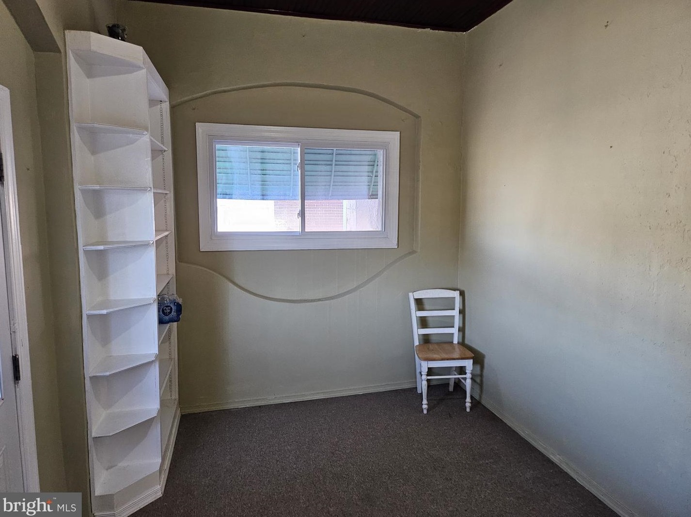 1607 Dundalk Ave, Baltimore MD  21222-1034 exterior