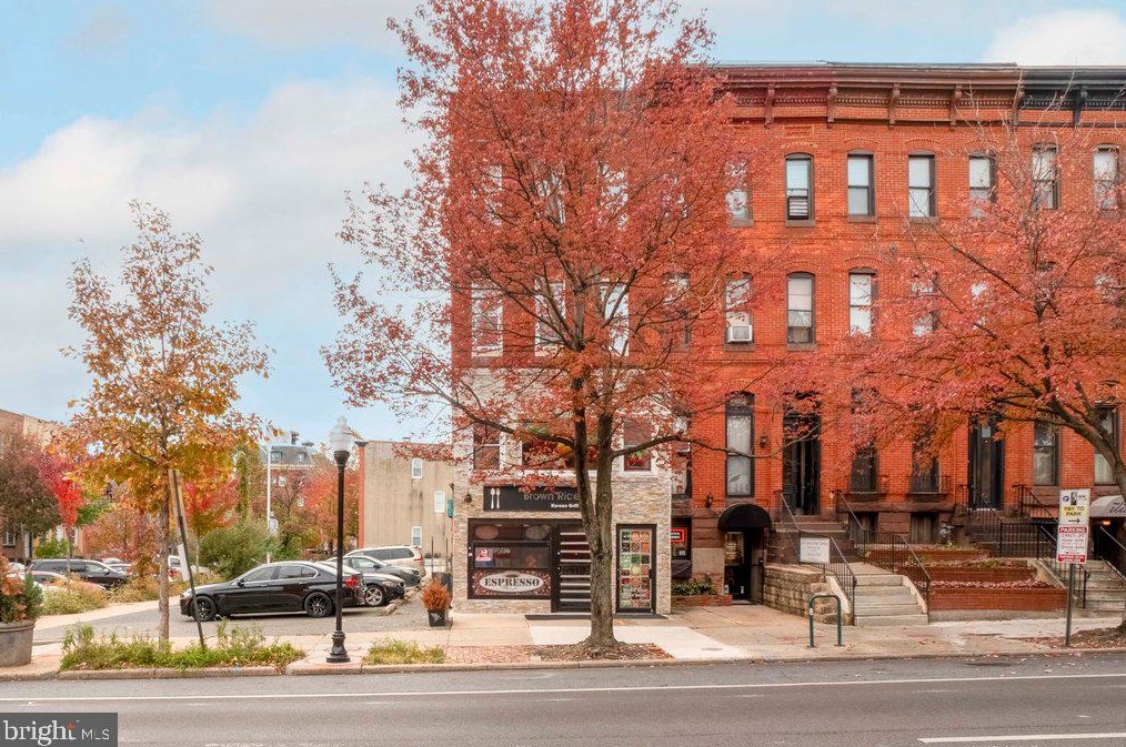 2404 Charles St, Baltimore, MD 21218-5145