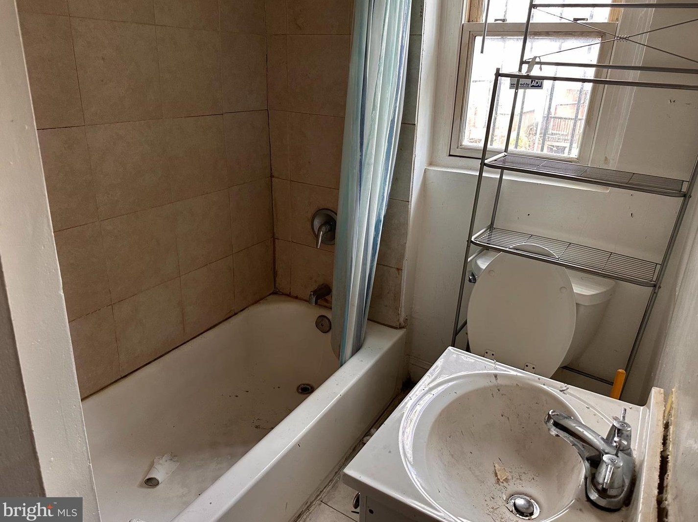 208 Bruce St, Baltimore MD  21223-3027 exterior