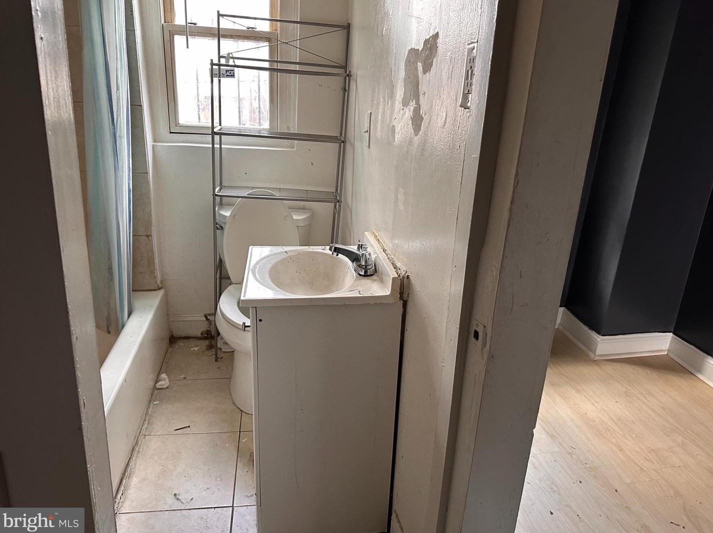 208 Bruce St, Baltimore MD  21223-3027 exterior