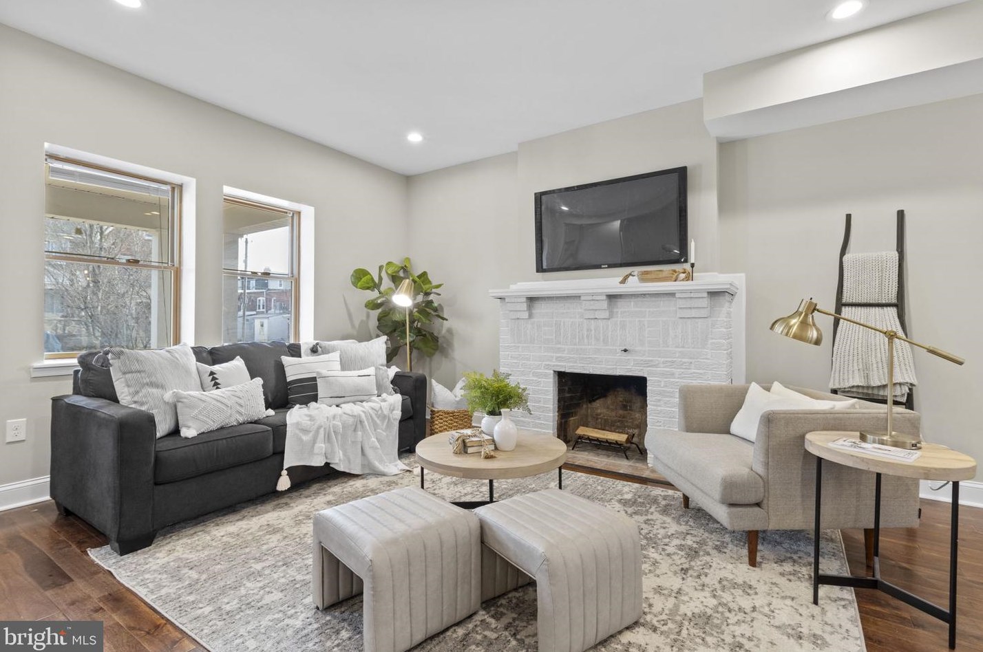 604 Woodington Rd, Baltimore MD  21229-1818 exterior