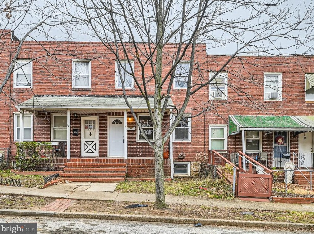 3510 Horton Ave, Baltimore, MD 21225-1821